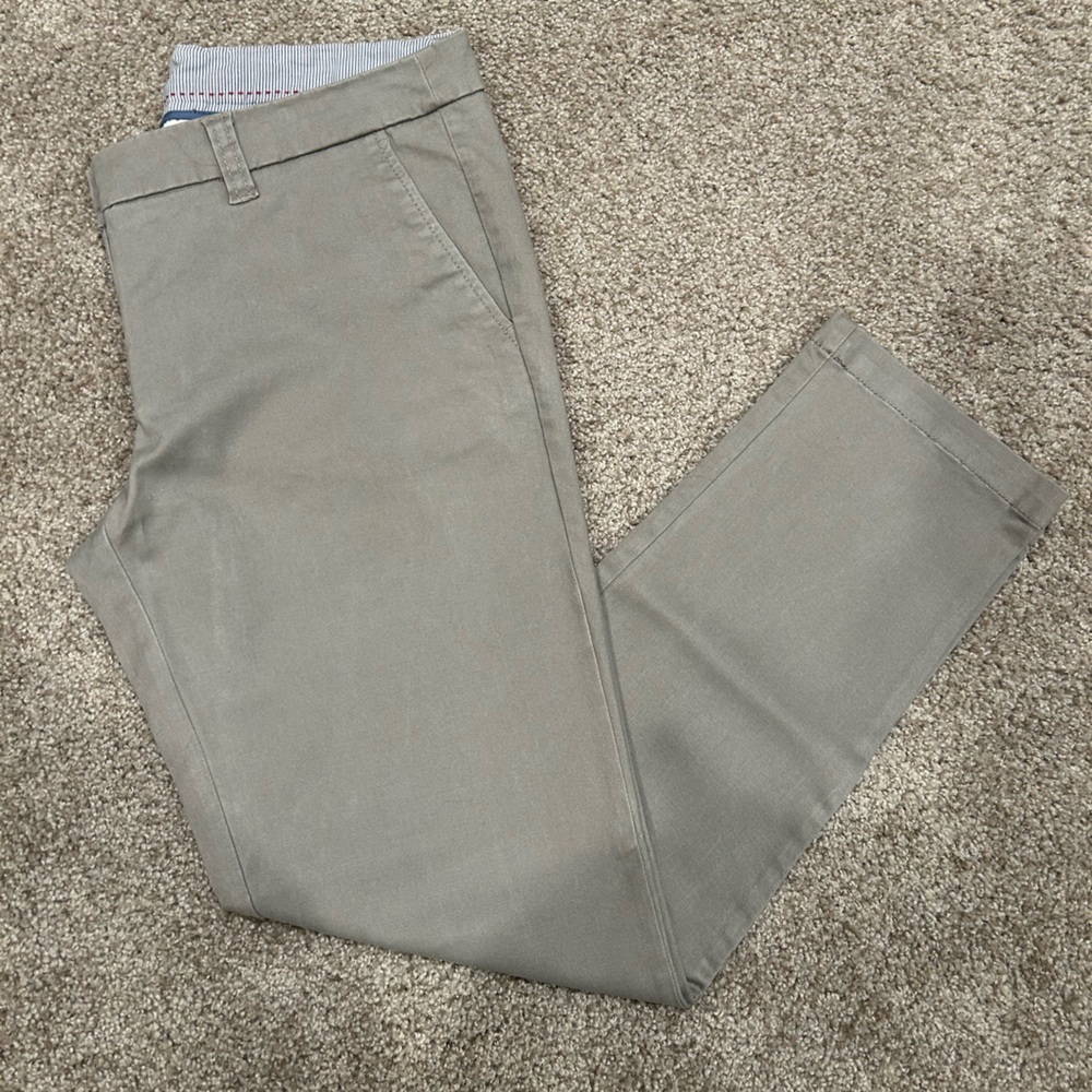Women’s Khaki Pants